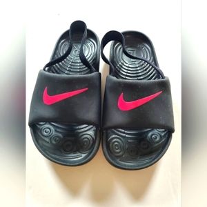 Nike toddler slides